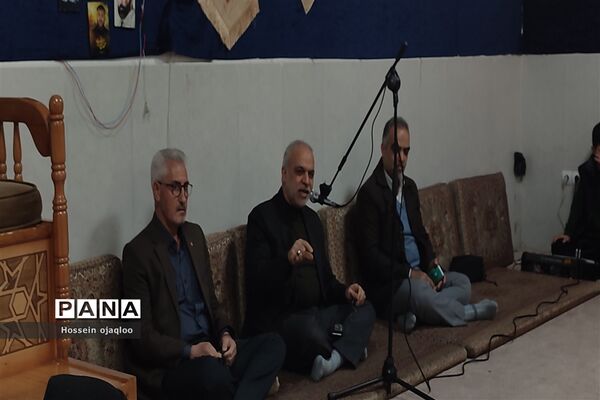 دومین جلسه مجمع الذاکرین محفل روضه الحسین شهر جدید پرند با حضور دانش‌آموزان