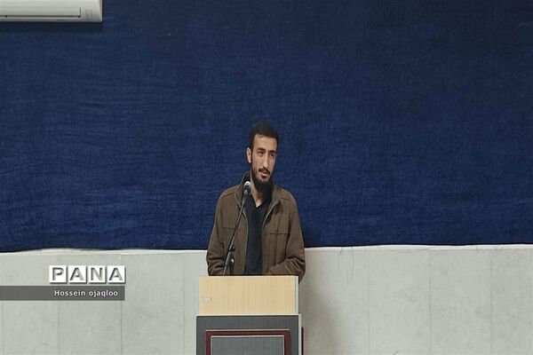دومین جلسه مجمع الذاکرین محفل روضه الحسین شهر جدید پرند با حضور دانش‌آموزان