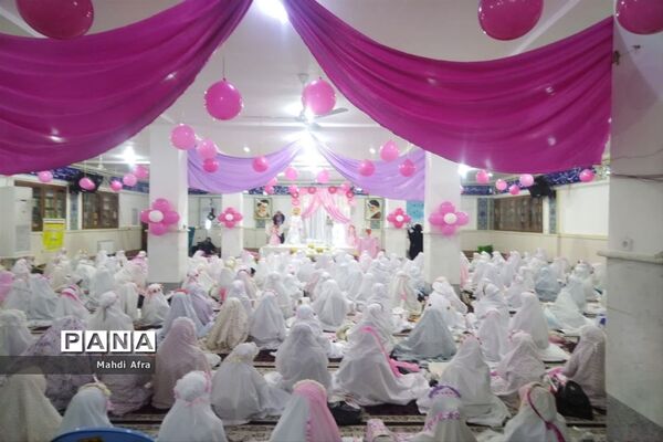 برگزاری جشن تکلیف ۱۲۰۰ دانش‌آموز دختر بهبهانی