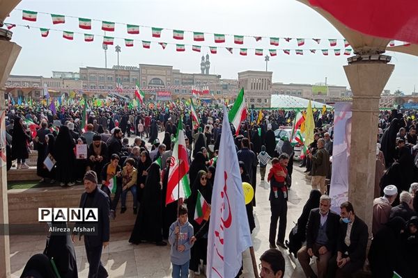 راهپیمایی یوم الله 22 بهمن در قم-3