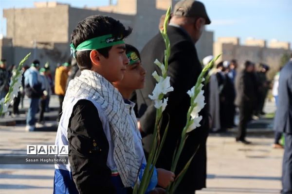 تجدیدمیثاق دانش‌آموزان شهرستان اسلامشهربا شهدا