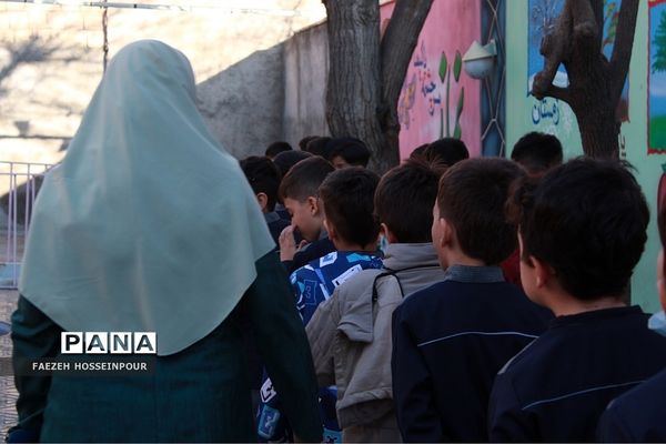 مدرسه نور ایمان در دستان مدیریت انجمن اولیا