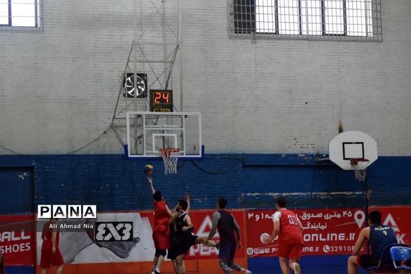 قهرمانی تیم چاپ و نشر نورانی در مسابقات بسکتبال سه نفره جام فجر قم