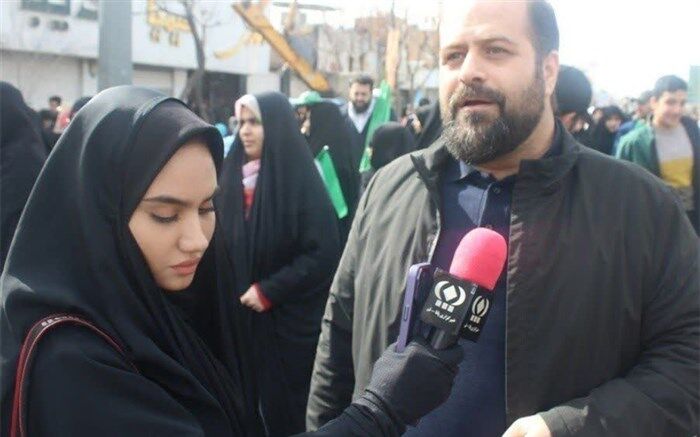 جوانان با حضور پُرشور خود در راهپیمایی نشان دادند همیشه در صحنه هستند