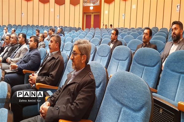 جلسه هماهنگی سفر یک‌روزه استاندار و مدیران کل به نور