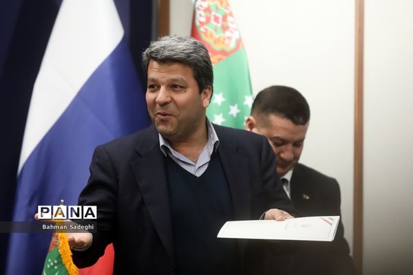 نشست خبری شورای سیاست گذاری اولین جشنواره بین المللی فیلم خزر