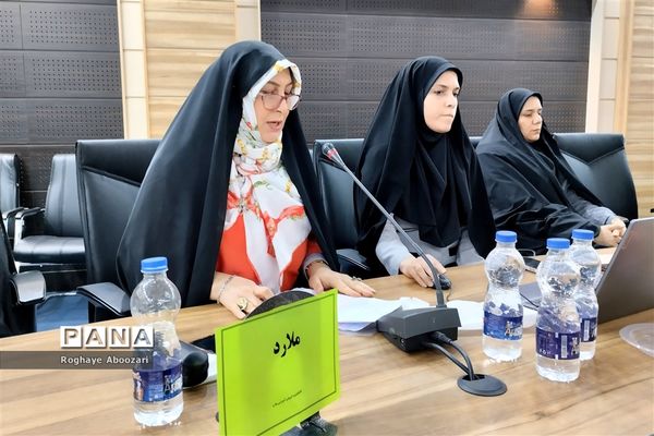 همایش دبیران فیزیک شهرستان‌های استان تهران در فرهنگسرای بعثت