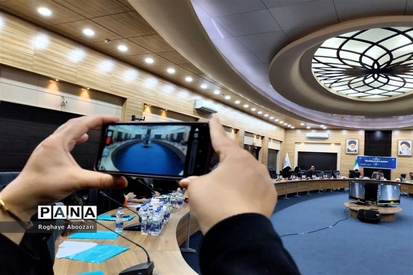 همایش دبیران فیزیک شهرستان‌های استان تهران در فرهنگسرای بعثت