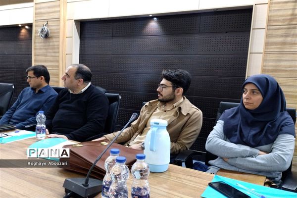 همایش دبیران فیزیک شهرستان‌های استان تهران در فرهنگسرای بعثت