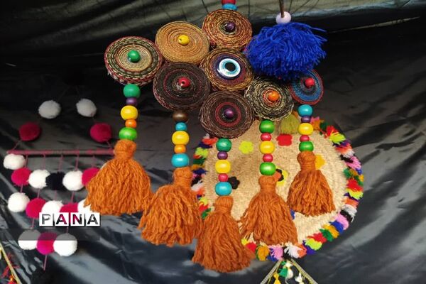 تدریس نشانه «‌چ» با برپایی سیاه چادر عشایر