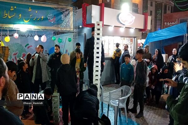 برپایی غرفه‌های خیابان ایران منتظر در مشهد