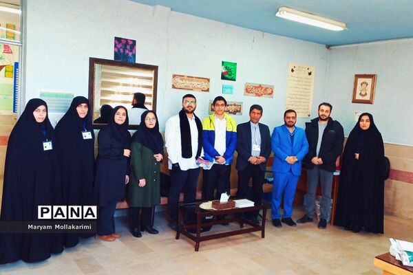 جشنواره همیار معلم در دبیرستان زهره خبازی شهرستان دماوند