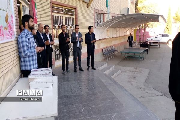 جشن اعیاد شعبانیه در دبیرستان نمونه آیت الله خامنه‌ای کاشمر