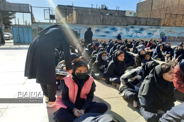 جشن ولادت در دبیرستان زنجانی شهرستان تربت جام