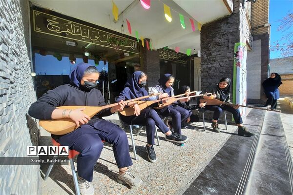 جشن ولادت در دبیرستان زنجانی شهرستان تربت جام