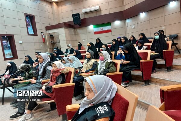 جلسه آموزش مقدماتی خبرنگاری ناحیه 2