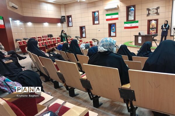 جلسه آموزش مقدماتی خبرنگاری ناحیه 2