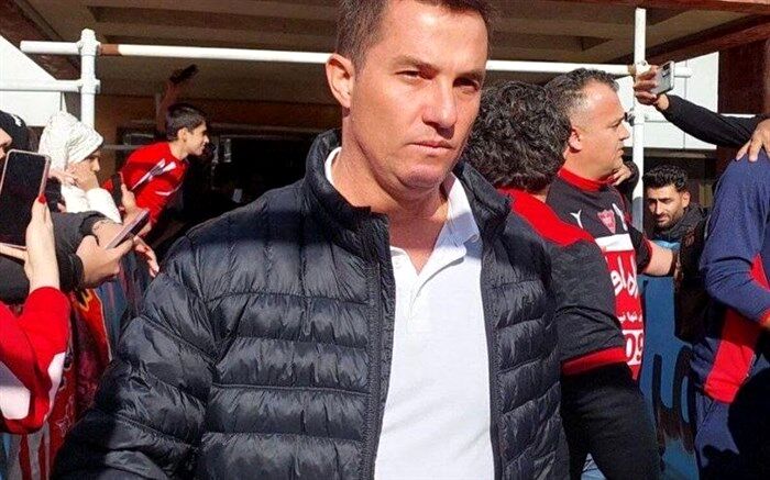 اوسمار توپ ناکامی را به زمین بازی با تراکتور انداخت‌