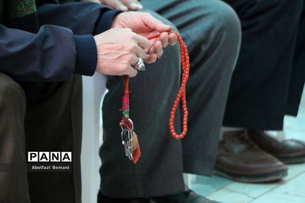 بزرگداشت چهلمین روز شهدای دانش‌آموز حادثه تروریستی کرمان در قم