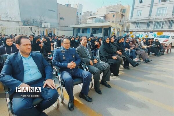 آئین جشن بزرگ اعیاد شعبانیه و روز جانباز در دبیرستان سمیه منطقه ۱۳
