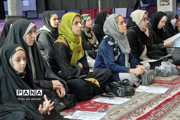 برگزاری کارگاه مشاوره و آموزش خانواده در ورامین