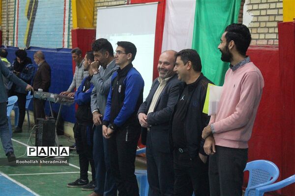 آیین افتتاحیه مسابقات فوتسال دانش‌آموزان مدارس ابتدایی دوره دوم
