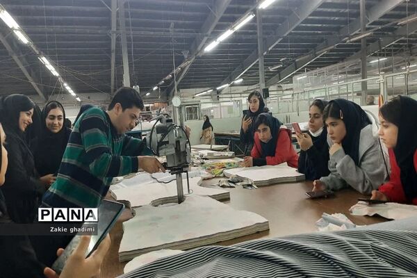 اردوی آموزشی زیارتی تفریحی راهیان پیشرفت هنرستان کوشش در مشهد