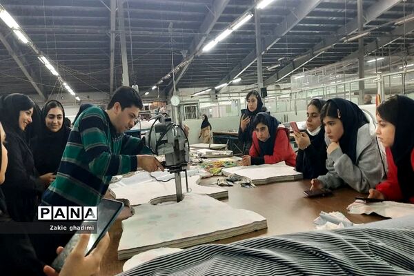 اردوی آموزشی زیارتی تفریحی راهیان پیشرفت هنرستان کوشش در مشهد