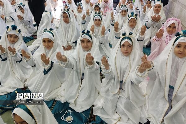 جشن تکلیف فرشتگان دبستان بعثت ناحیه ۳