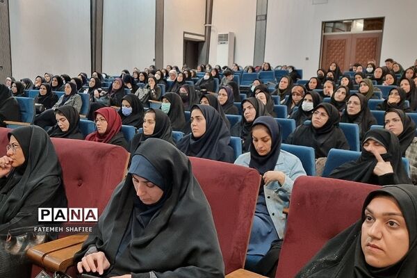 برگزاری همایش بررسی روانشناختی تربیت فرزنددر کهریزک