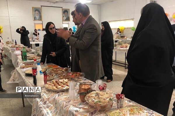 برگزاری نمایشگاه غذا در ناحیه دو شهرری