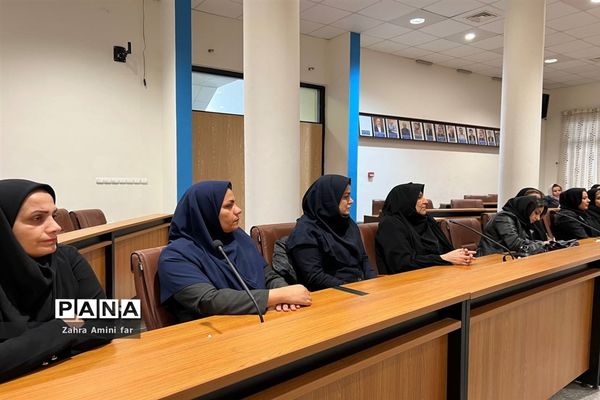 کارگروه تسهیل و رفع موانع تولید و بانوان نخبه شهرستان نور