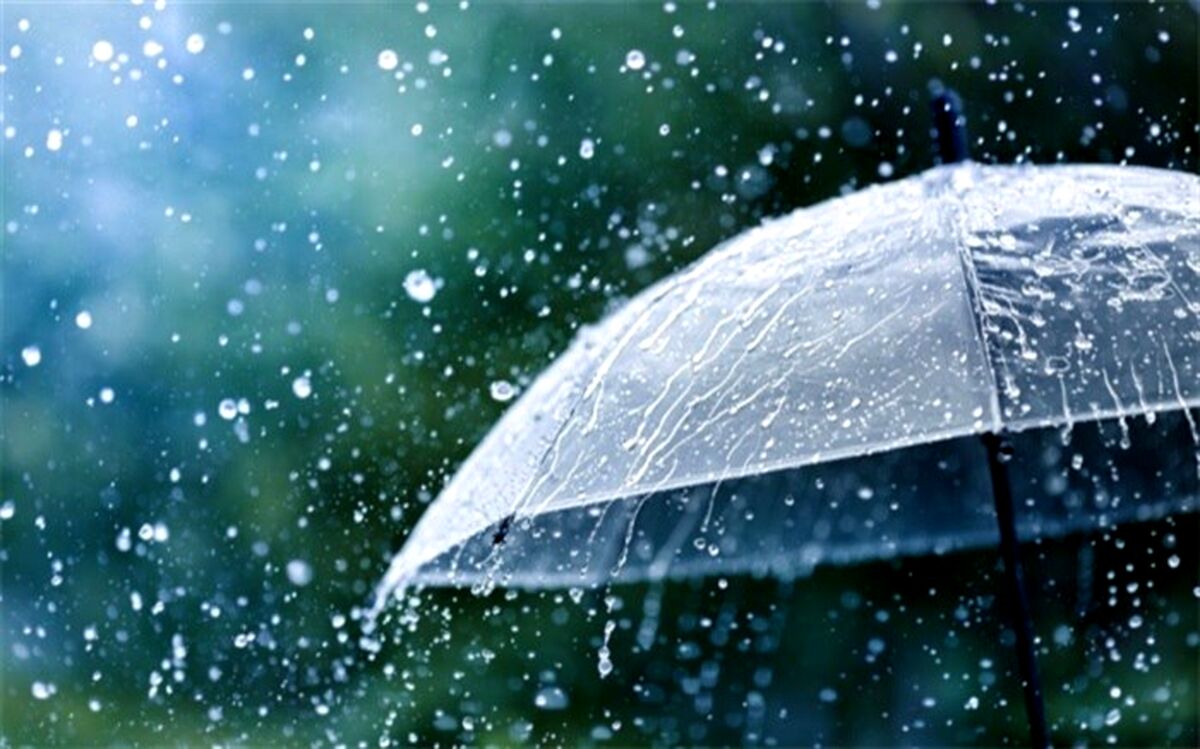 برف و باران در محورهای ۱۷ استان