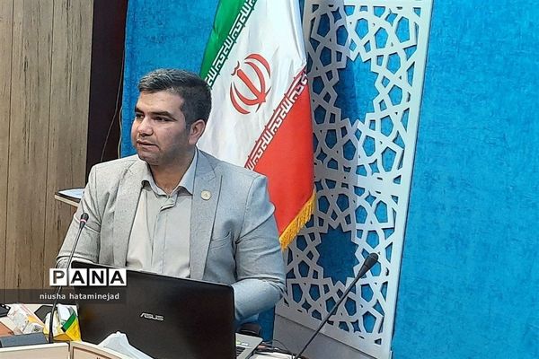 اعزام دانش‌آموزان زیارت اولی بهارستان دو به مشهد مقدس