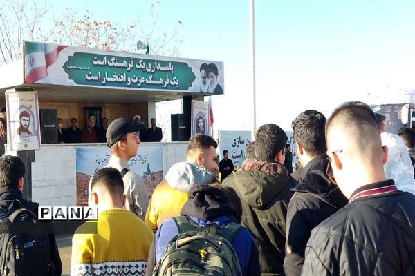 بدرقه کاروان راهیان نور از منطقه 5 تهران