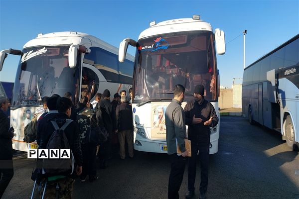 بدرقه کاروان راهیان نور از منطقه 5 تهران