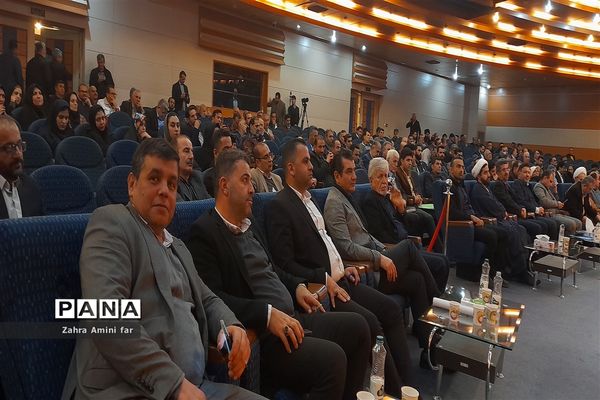 دیدار استاندار مازندران  با مردم شهرستان نور