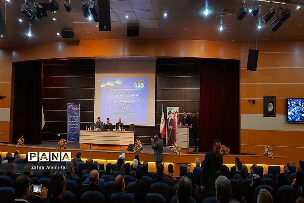 دیدار استاندار مازندران  با مردم شهرستان نور