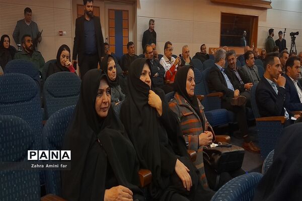 دیدار استاندار مازندران  با مردم شهرستان نور