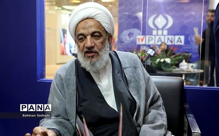 آقاتهرانی از غرفه خبرگزاری پانا بازدید کرد