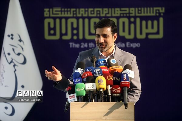 نشست خبری ‌سخنگوی شورای نگهبان در نمایشگاه مطبوعات