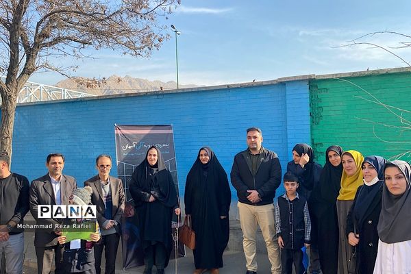 مراسم درختکاری در دبستان امام هادی(ع) ناحیه یک شهرری