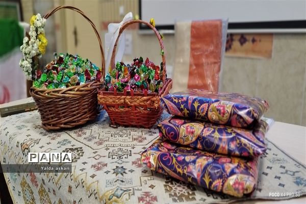 جشن سه‌شنبه های مهدوی و میلاد امام جواد علیه السلام  در مدرسه‌ منتصرین شاهد