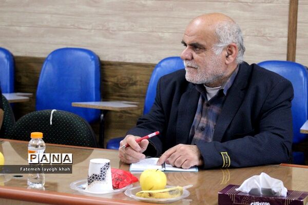 نشست آسیب شناسایی فعالیت‌های پرورشی (میز خدمت) آموزش و پرورش استان بوشهر