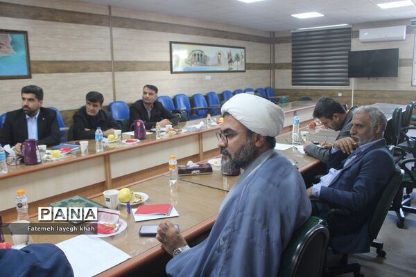نشست آسیب شناسایی فعالیت‌های پرورشی (میز خدمت) آموزش و پرورش استان بوشهر