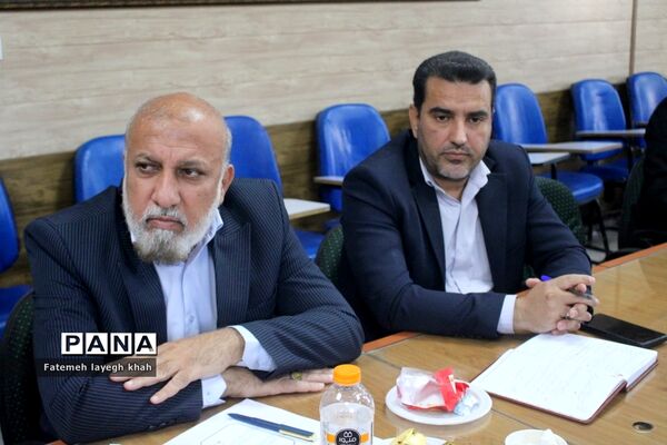 نشست آسیب شناسایی فعالیت‌های پرورشی (میز خدمت) آموزش و پرورش استان بوشهر