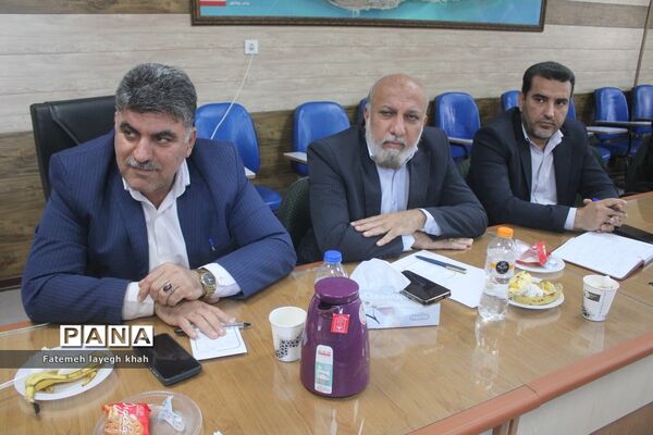 نشست آسیب شناسایی فعالیت‌های پرورشی (میز خدمت) آموزش و پرورش استان بوشهر