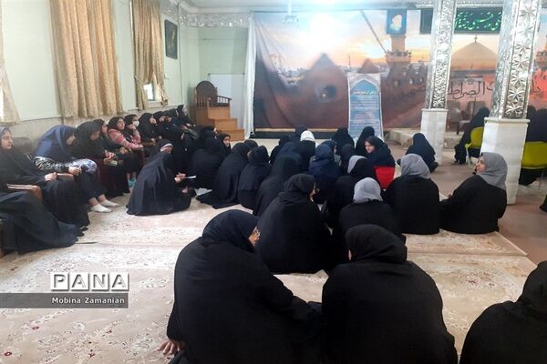 جلسه توجیهی اعتکاف دانش‌آموزی دختران ناحیه شش مشهد مقدس
