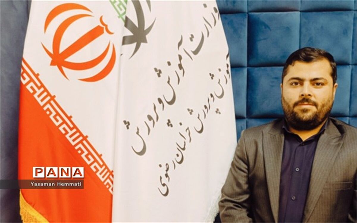 تجلیل از5 دانش‌آموز برگزیده کم‌بینا در پویش دلنوشته‌ای به سردار دل‌ها