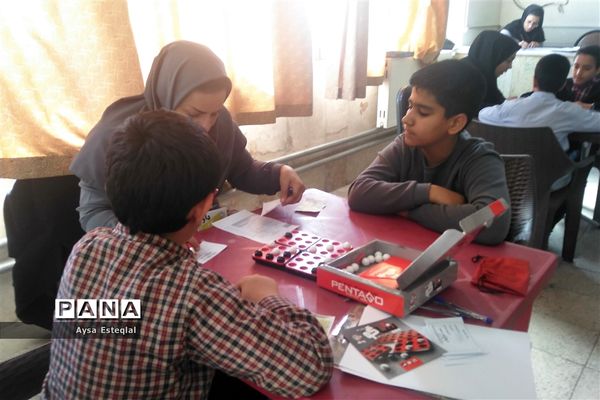المپیاد بازی‌های فکری رویش دانش‌آموزان پسر دبستانی ناحیه 3 شیراز
